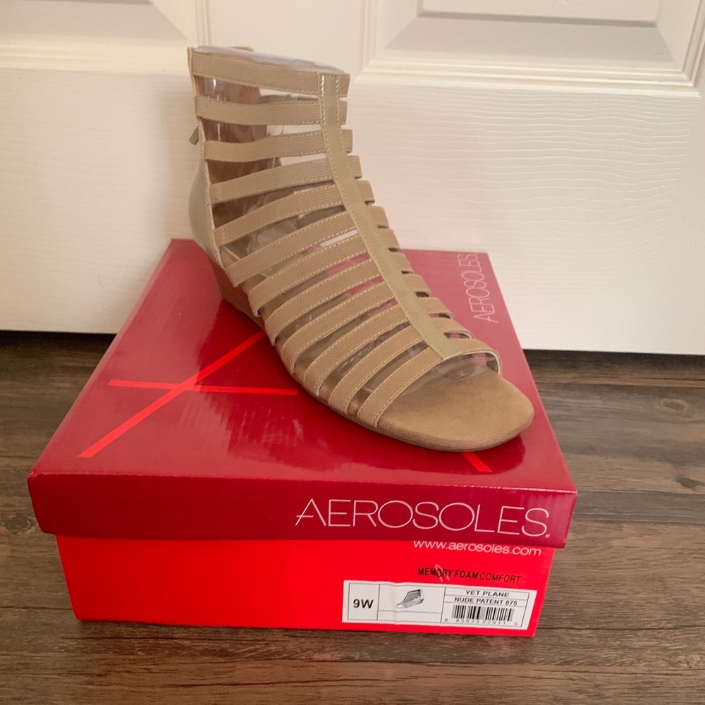 Brand New Aerosoles Gladiator Sandal-9W